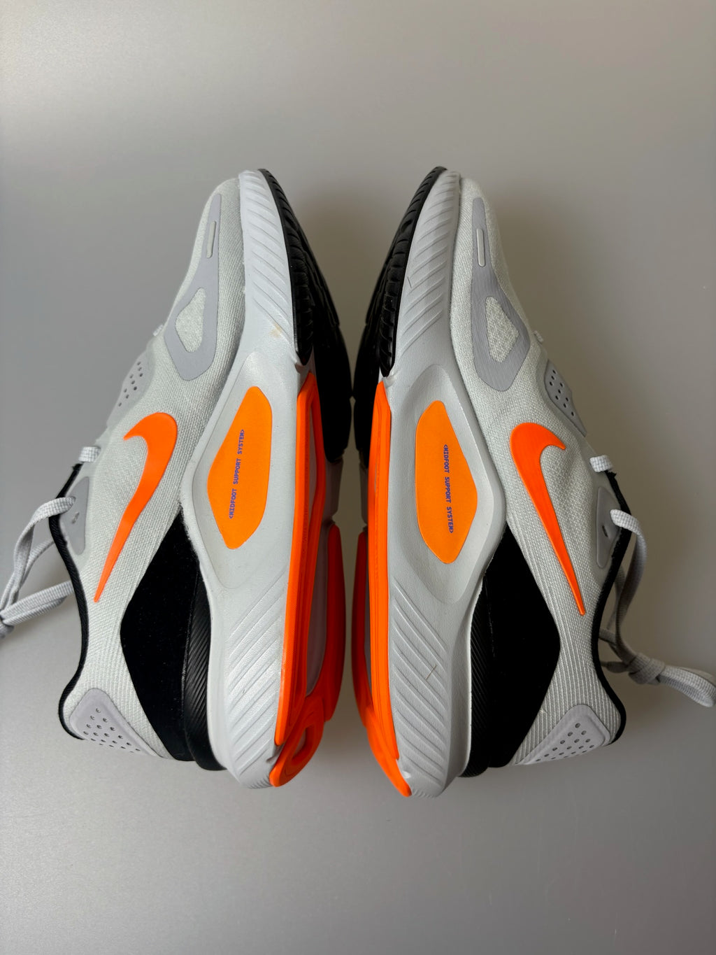 Nike Structure 26 ‘Pure Platinum’