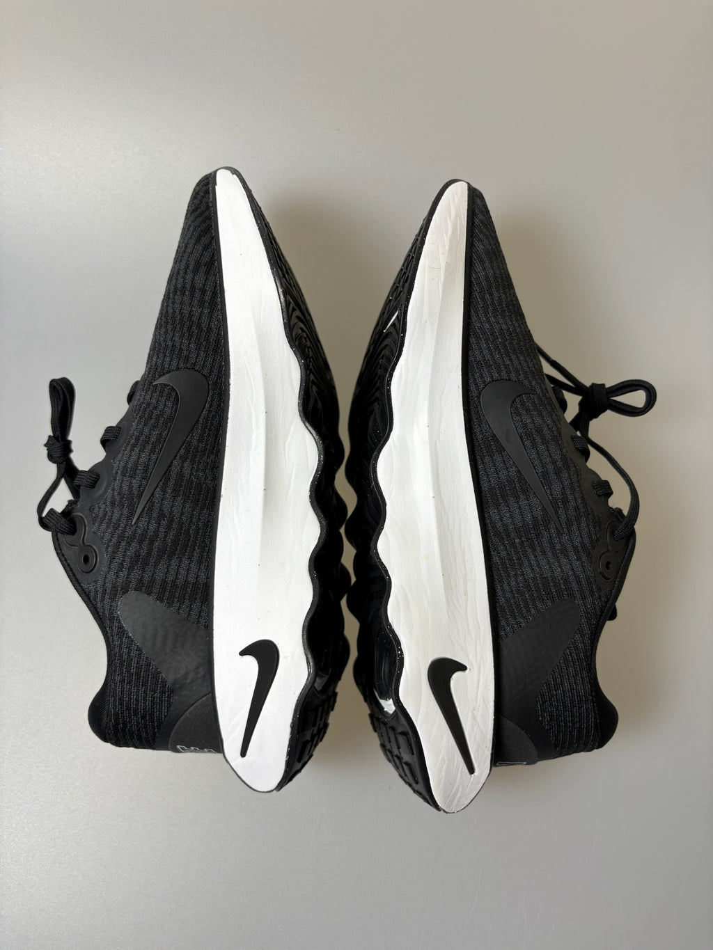 Nike Motiva ‘Black’