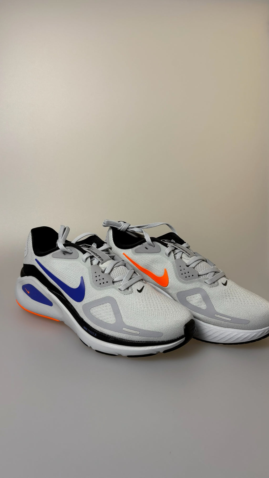 Nike Structure 26 ‘Pure Platinum’